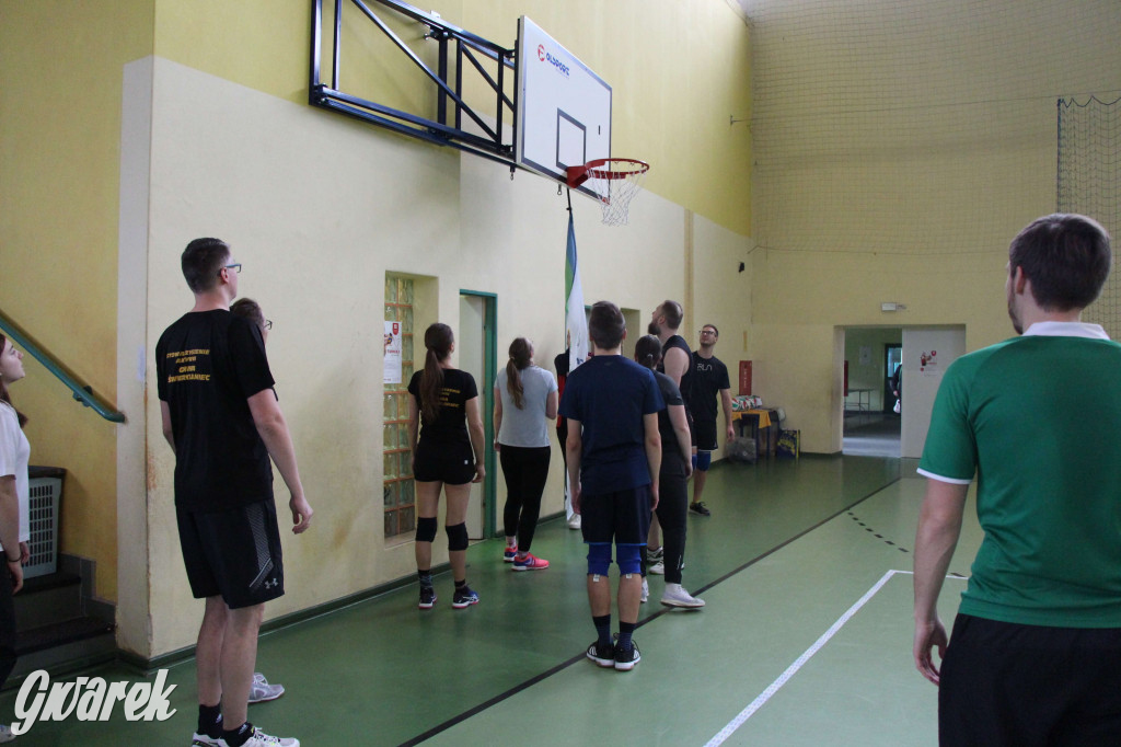 Walentynkowy turniej siatkówki w Nakle Śląskim