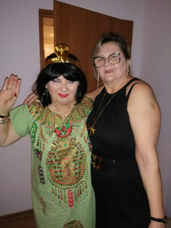 Walentynkowy bal przebierańców i taniec Wednesday