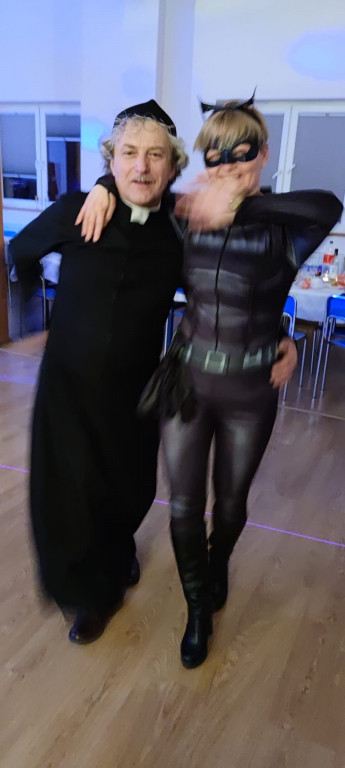 Walentynkowy bal przebierańców i taniec Wednesday