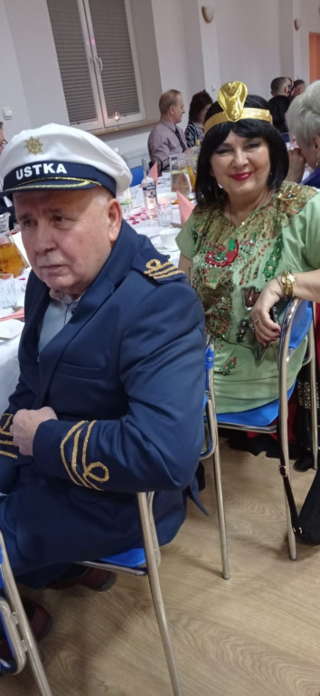 Walentynkowy bal przebierańców i taniec Wednesday