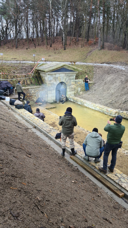 Diabeł pod byłym kinem i przy wylocie sztolni