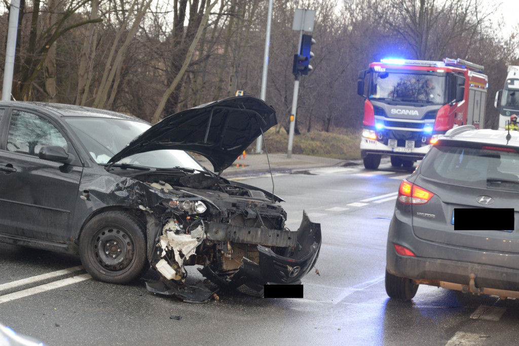 Tarnowskie Góry. Wypadek, dwie kobiety w szpitalu