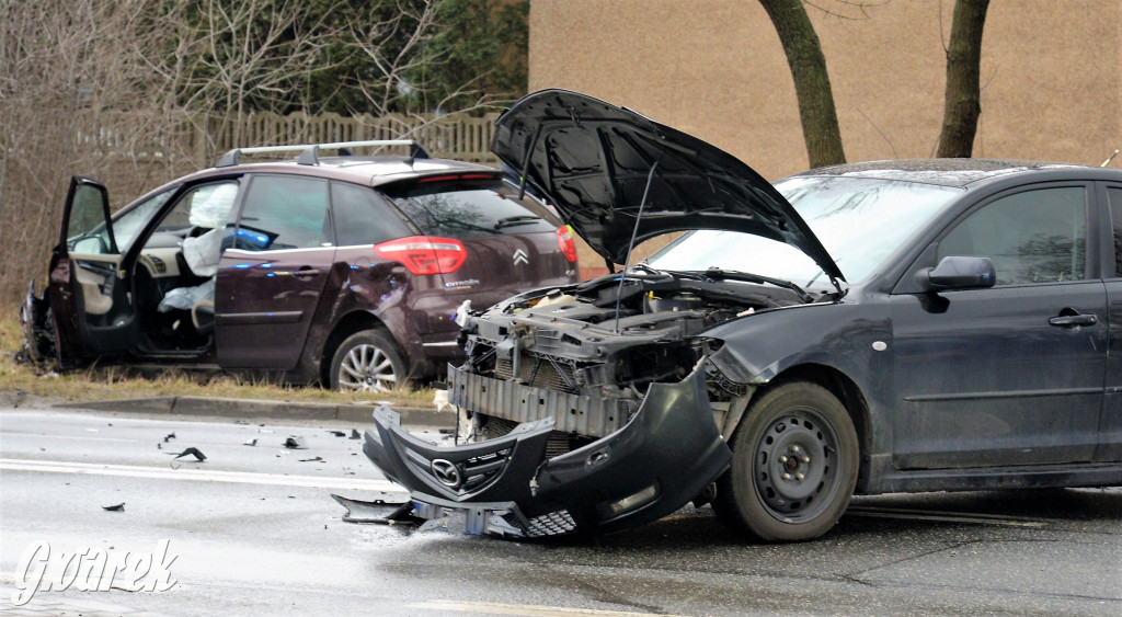 Tarnowskie Góry. Wypadek, dwie kobiety w szpitalu