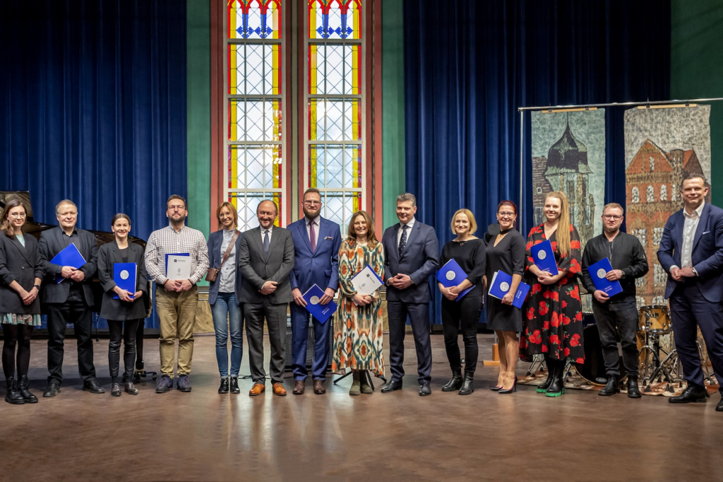 90 tys. zł dla 9 twórców. Kto dostał stypendia?