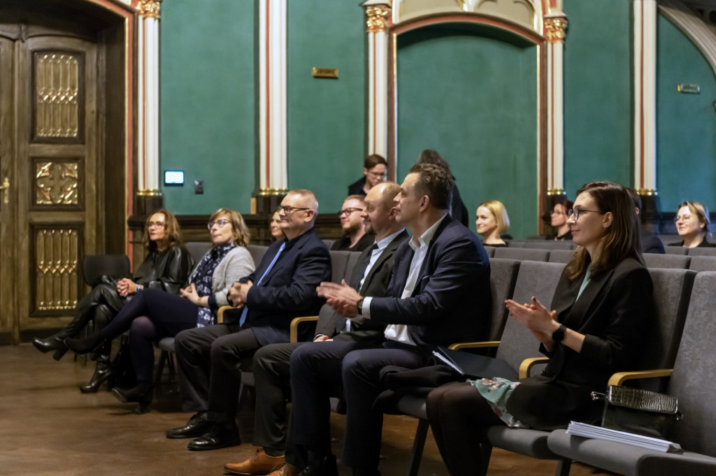 90 tys. zł dla 9 twórców. Kto dostał stypendia?