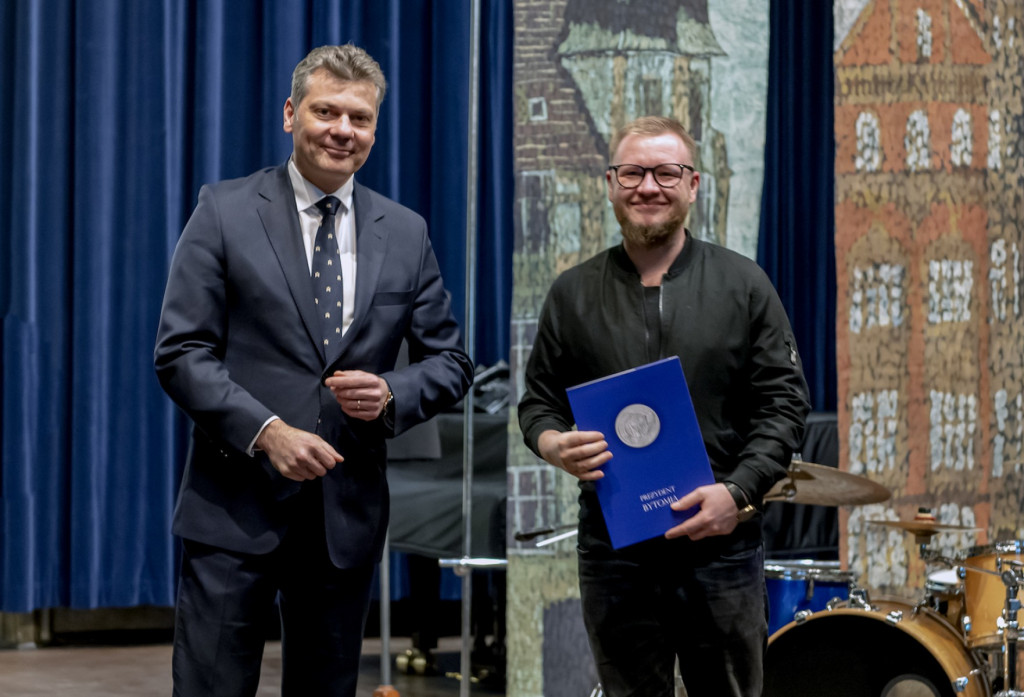 90 tys. zł dla 9 twórców. Kto dostał stypendia?