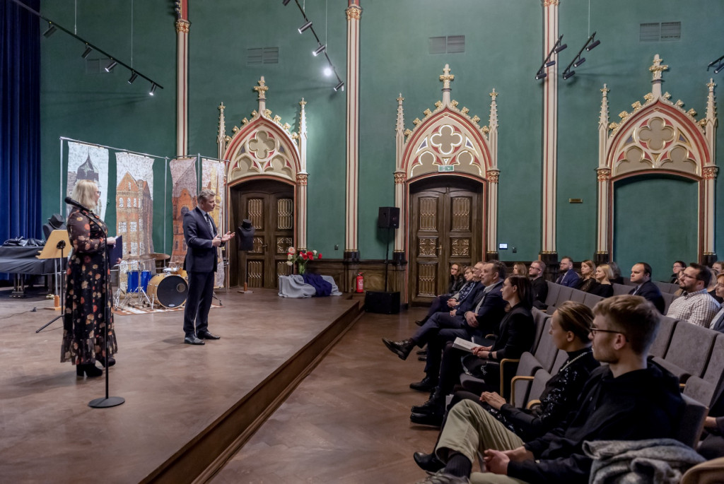 90 tys. zł dla 9 twórców. Kto dostał stypendia?