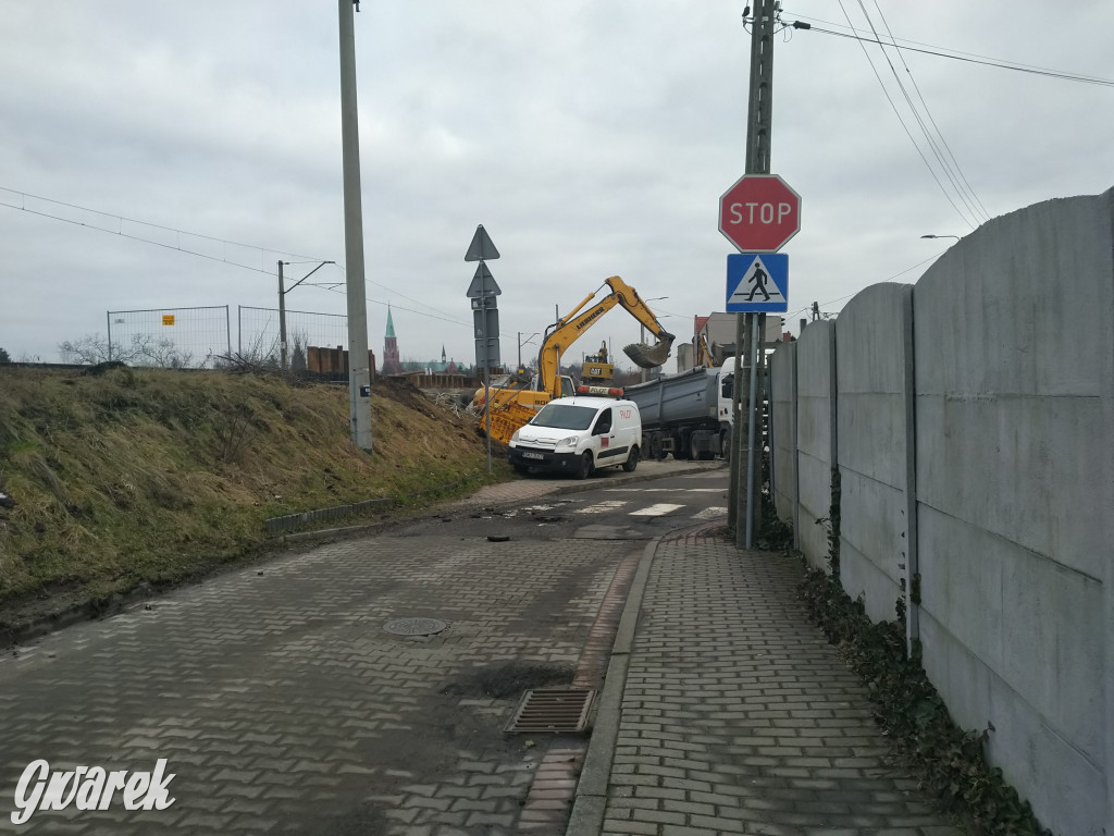 Radzionków. Rozbiórka wiaduktu na ul. Zejera