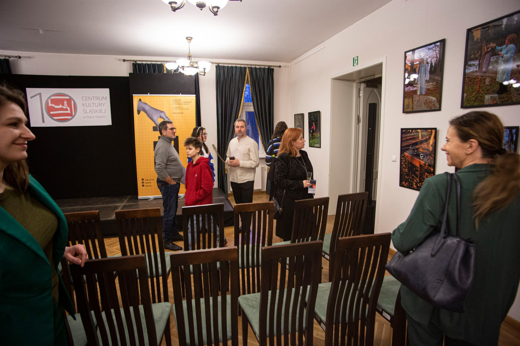 Wernisaż uczniów Plastyka w CEKUŚ