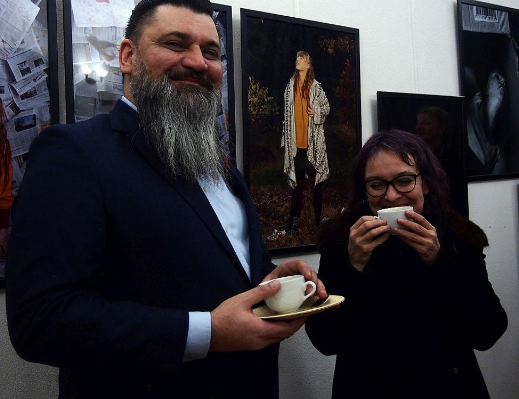 Wernisaż uczniów Plastyka w CEKUŚ