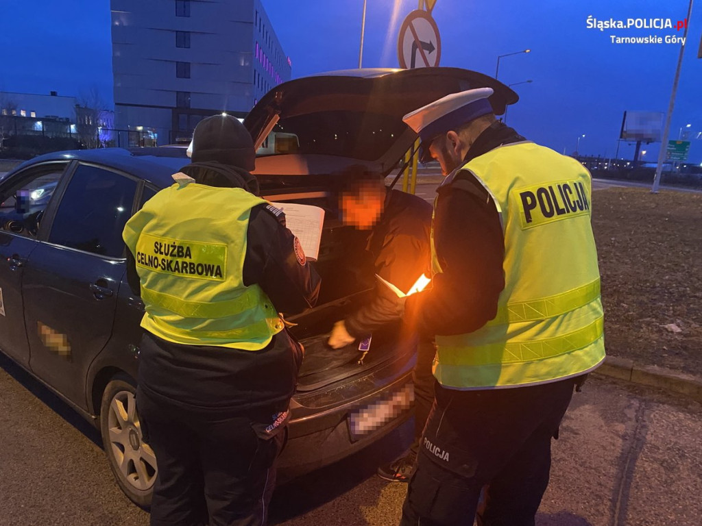 Katowice Airport. Służby mundurowe w akcji