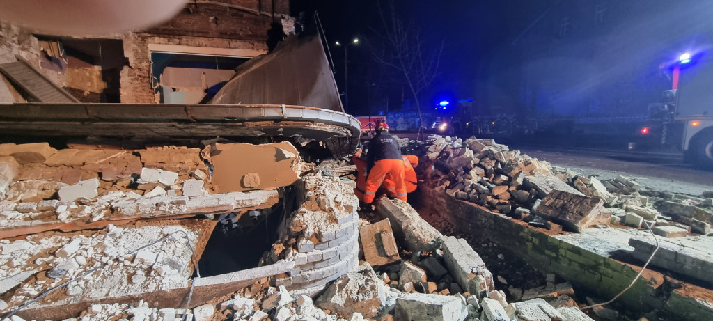 Bytom. Zawaliła się część kamienicy, przeszukiwano gruzowisko