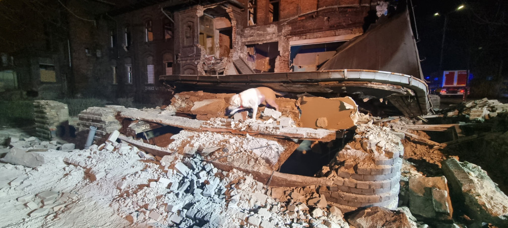 Bytom. Zawaliła się część kamienicy, przeszukiwano gruzowisko