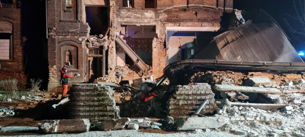 Bytom. Zawaliła się część kamienicy, przeszukiwano gruzowisko
