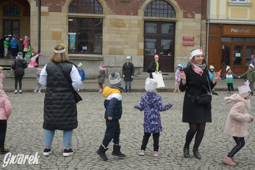 Tarnowskie Góry. Powitanie wiosny na rynku