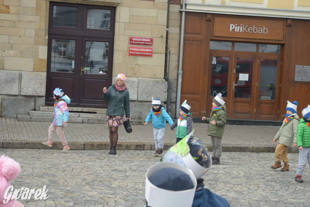Tarnowskie Góry. Powitanie wiosny na rynku