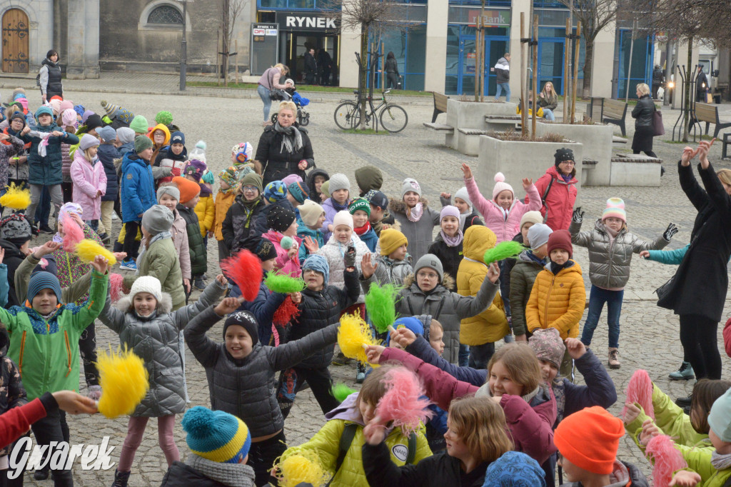 Tarnowskie Góry. Powitanie wiosny na rynku