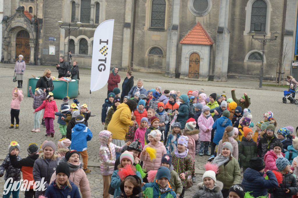 Tarnowskie Góry. Powitanie wiosny na rynku