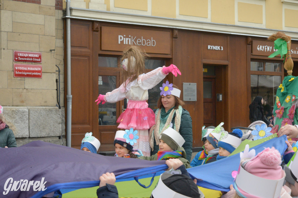 Tarnowskie Góry. Powitanie wiosny na rynku
