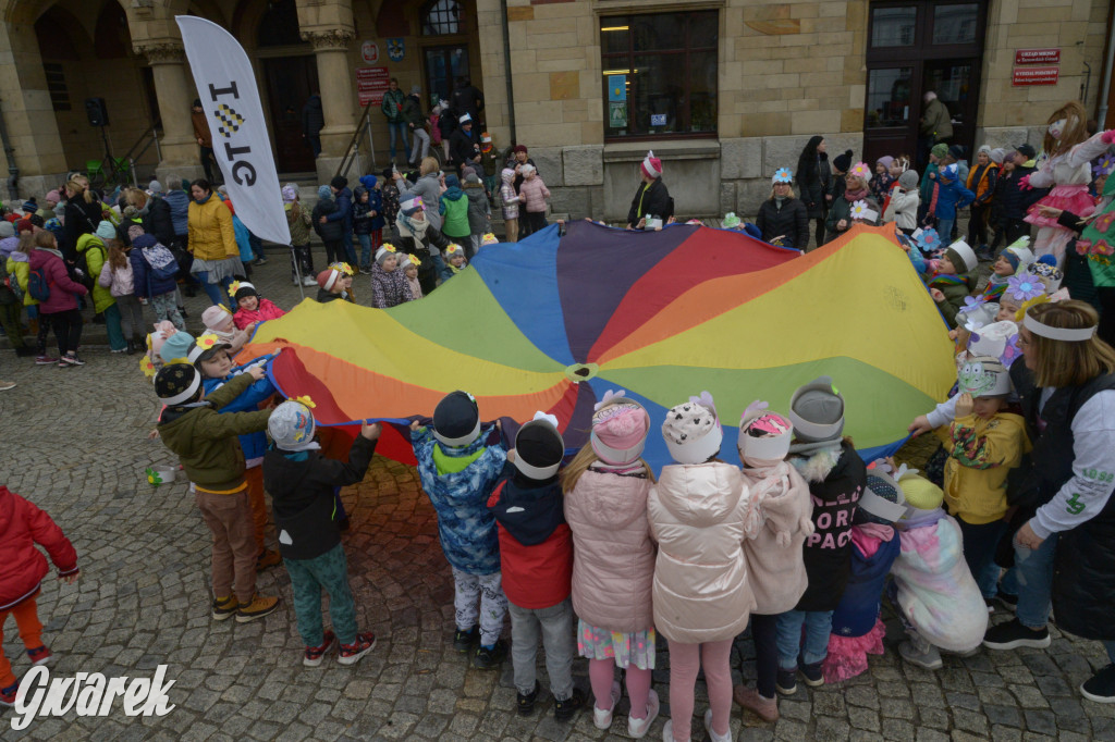 Tarnowskie Góry. Powitanie wiosny na rynku