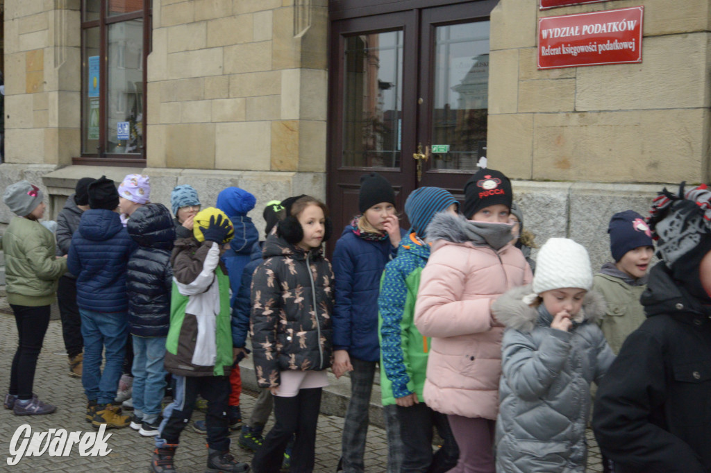 Tarnowskie Góry. Powitanie wiosny na rynku