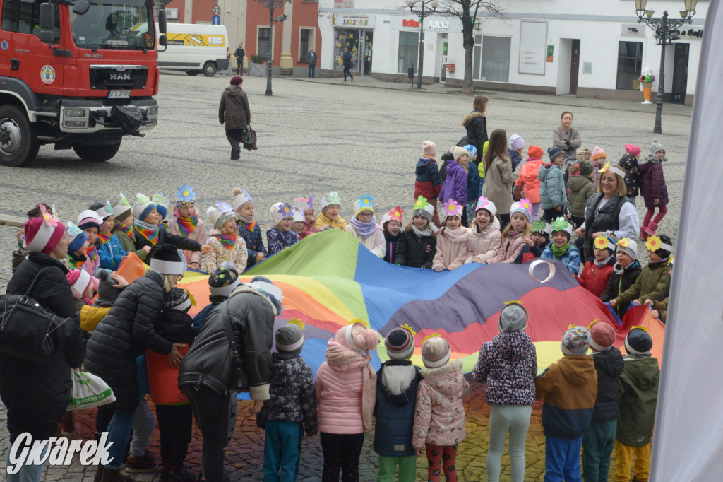 Tarnowskie Góry. Powitanie wiosny na rynku