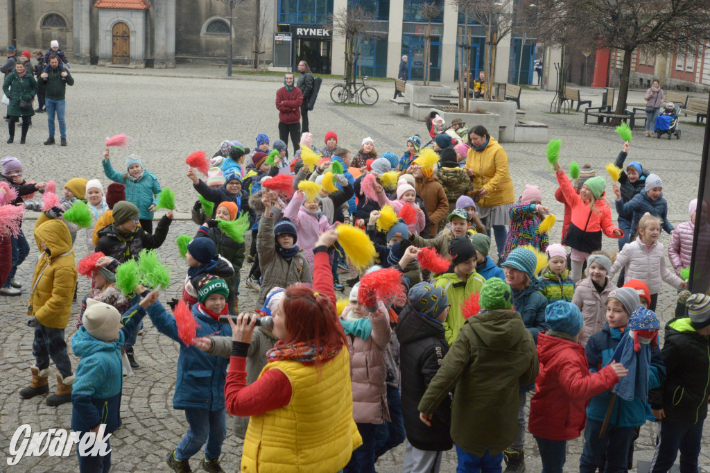 Tarnowskie Góry. Powitanie wiosny na rynku
