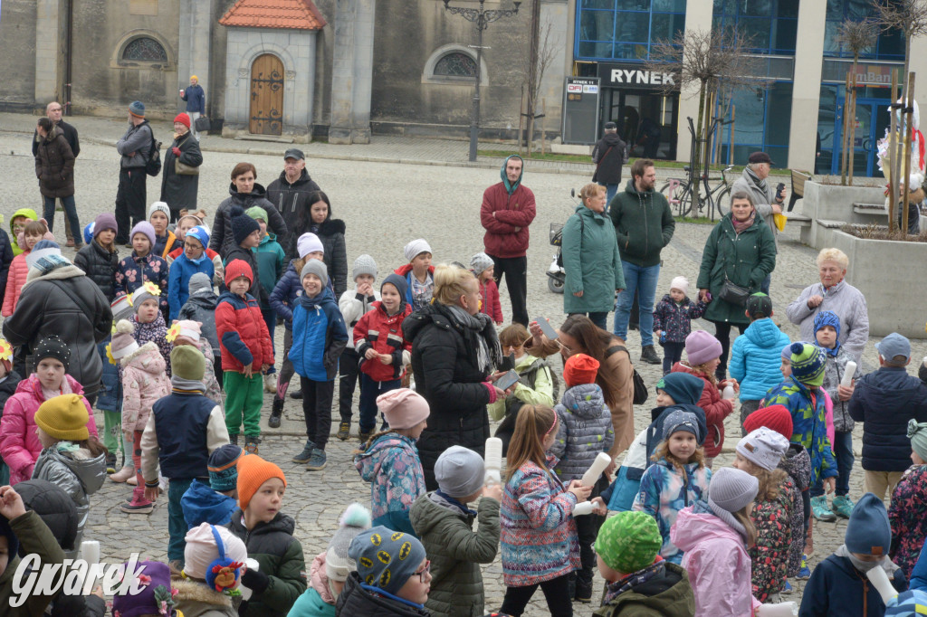 Tarnowskie Góry. Powitanie wiosny na rynku