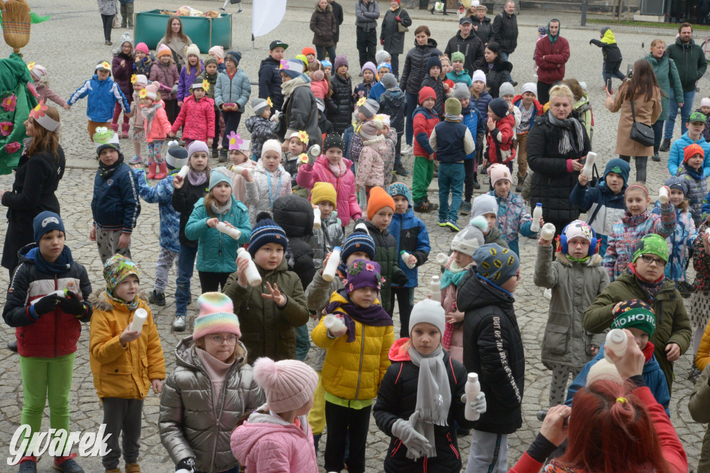 Tarnowskie Góry. Powitanie wiosny na rynku