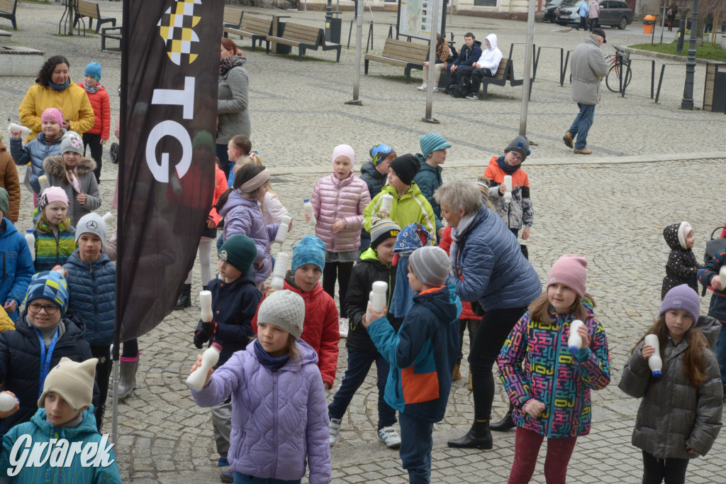 Tarnowskie Góry. Powitanie wiosny na rynku