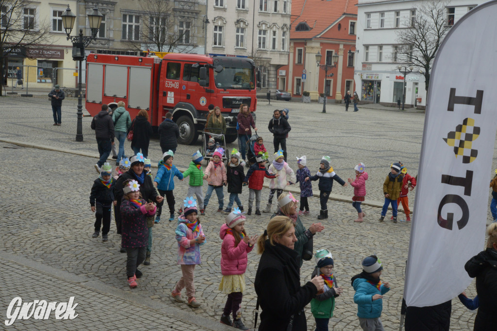 Tarnowskie Góry. Powitanie wiosny na rynku