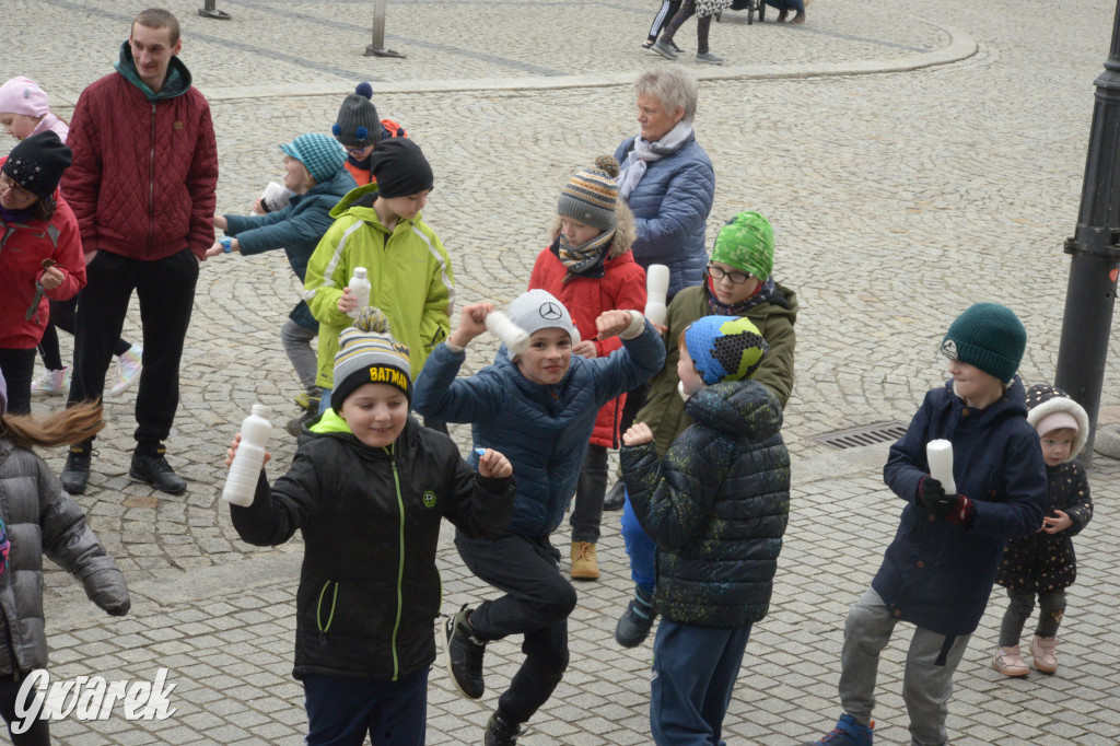 Tarnowskie Góry. Powitanie wiosny na rynku