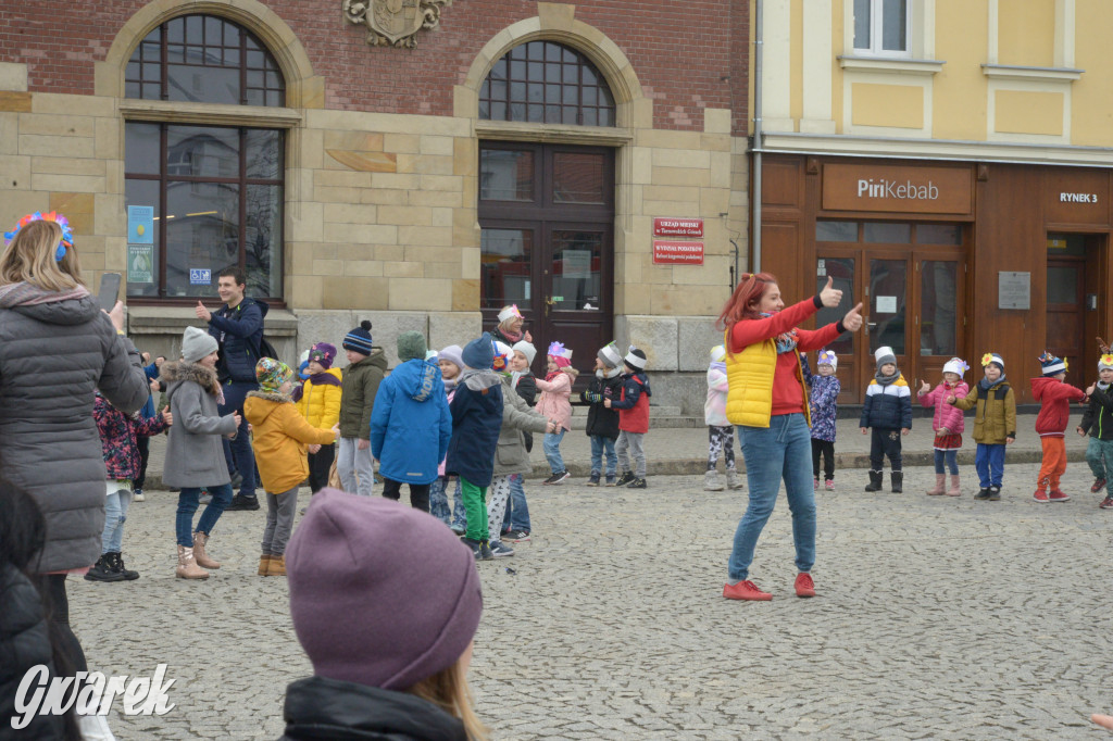 Tarnowskie Góry. Powitanie wiosny na rynku