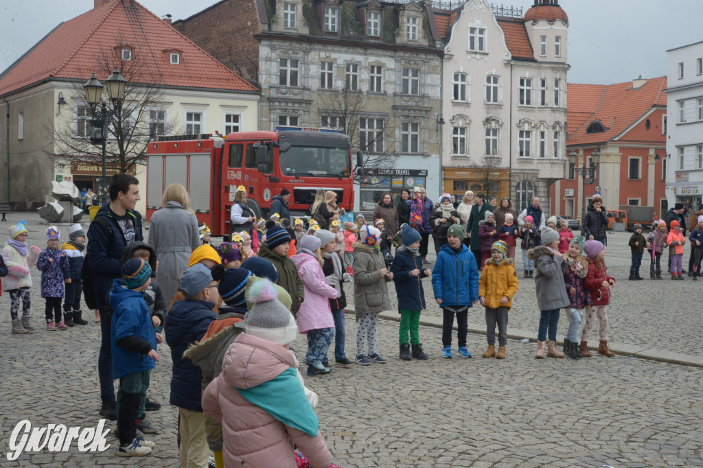 Tarnowskie Góry. Powitanie wiosny na rynku