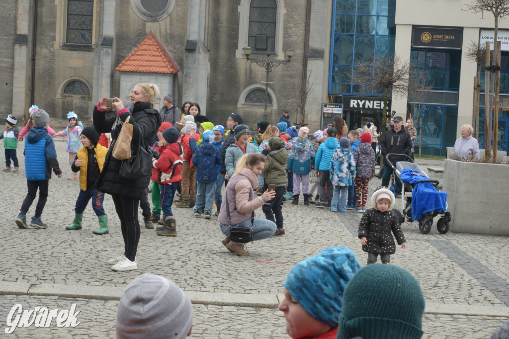 Tarnowskie Góry. Powitanie wiosny na rynku