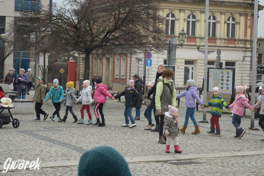 Tarnowskie Góry. Powitanie wiosny na rynku