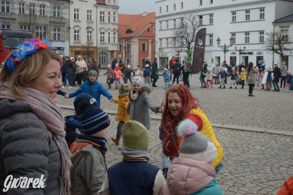 Tarnowskie Góry. Powitanie wiosny na rynku