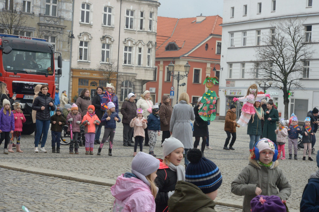 Tarnowskie Góry. Powitanie wiosny na rynku