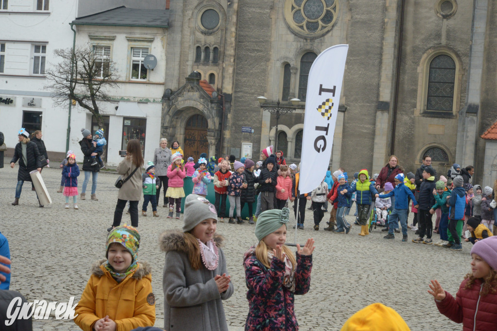 Tarnowskie Góry. Powitanie wiosny na rynku