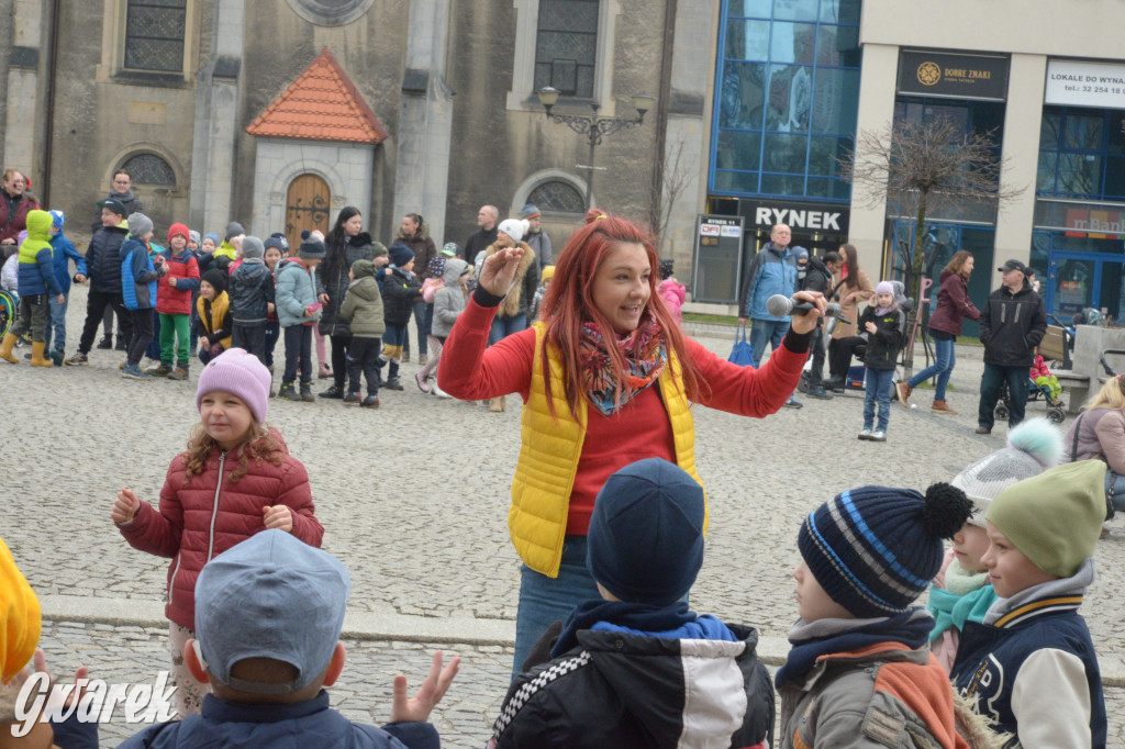 Tarnowskie Góry. Powitanie wiosny na rynku