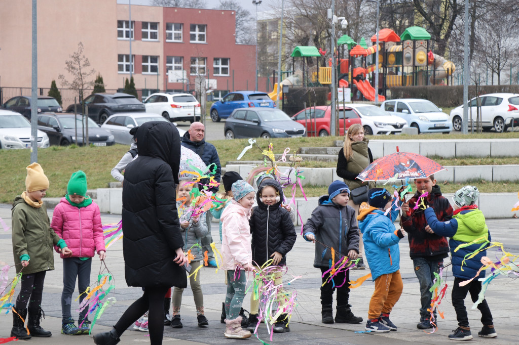 Radzionków. Pod okiem strażaków spalono marzanny