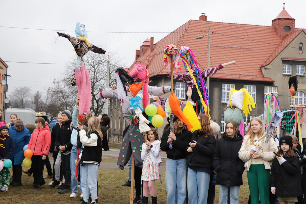 Radzionków. Pod okiem strażaków spalono marzanny