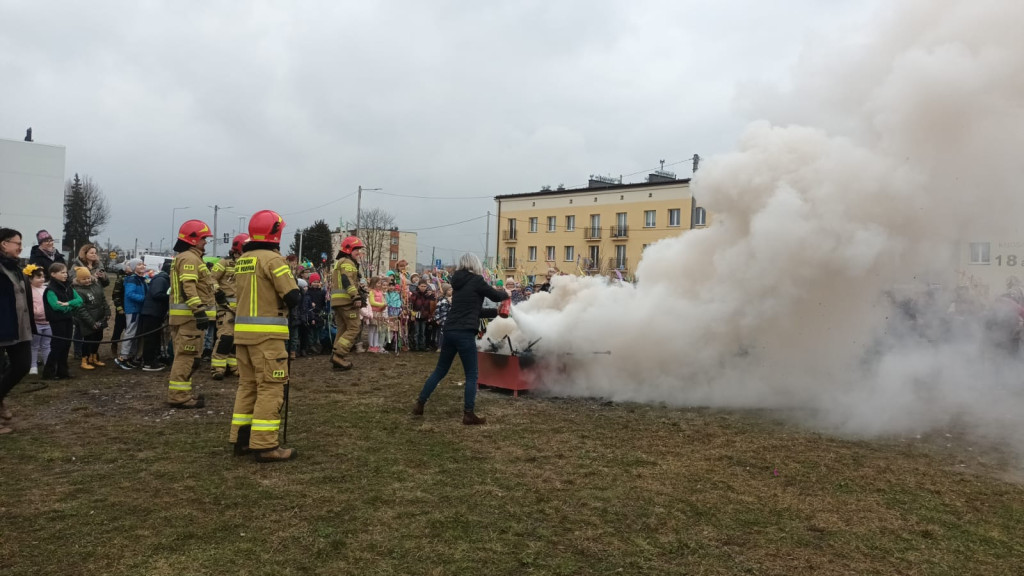 Radzionków. Pod okiem strażaków spalono marzanny