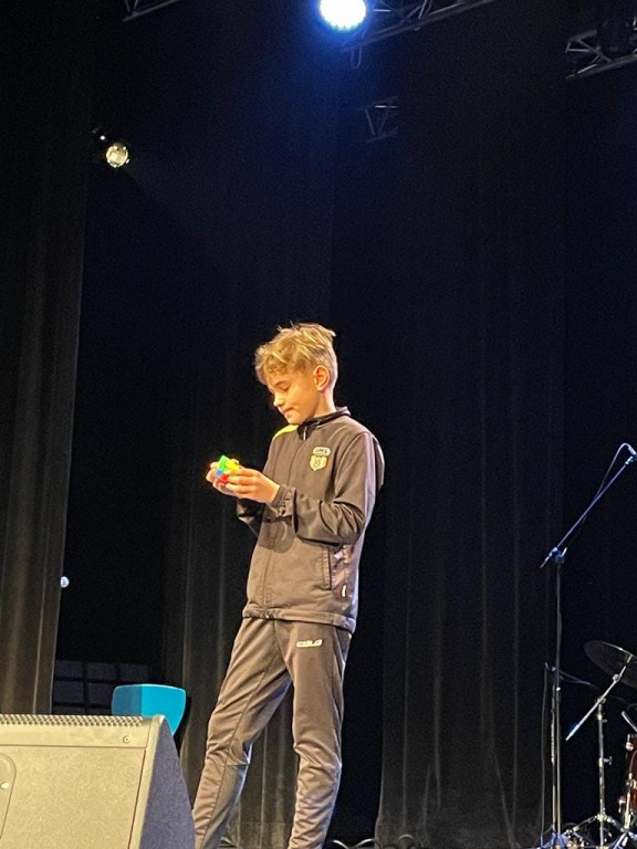 Radzionków. Konkurs szkolnych talentów w Karolince