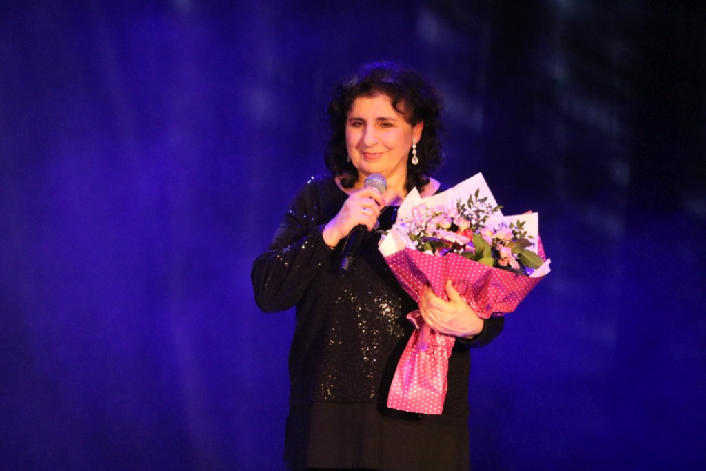 Koncert Eleni, Barbara Dziuk rozdawała statuetki