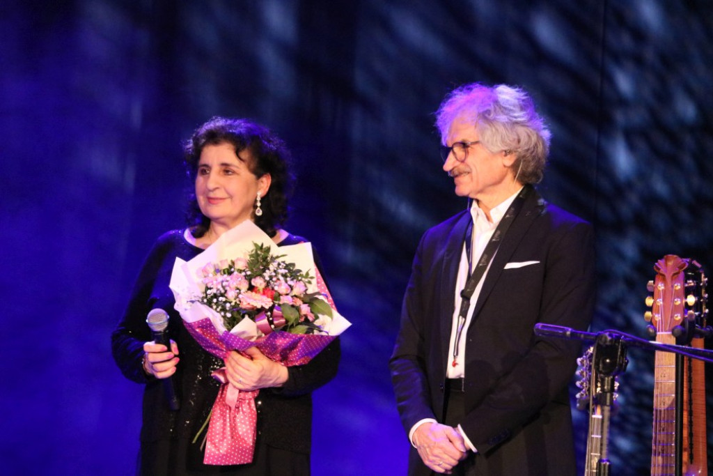 Koncert Eleni, Barbara Dziuk rozdawała statuetki