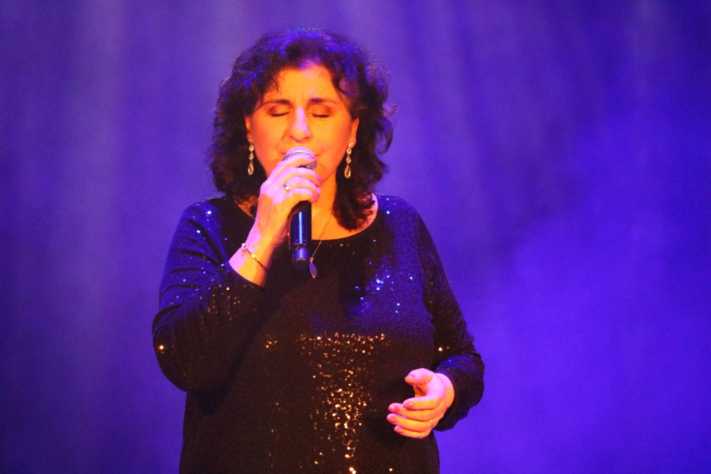 Koncert Eleni, Barbara Dziuk rozdawała statuetki