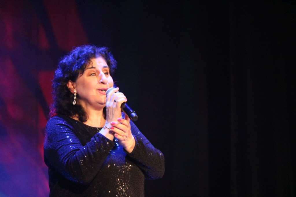 Koncert Eleni, Barbara Dziuk rozdawała statuetki