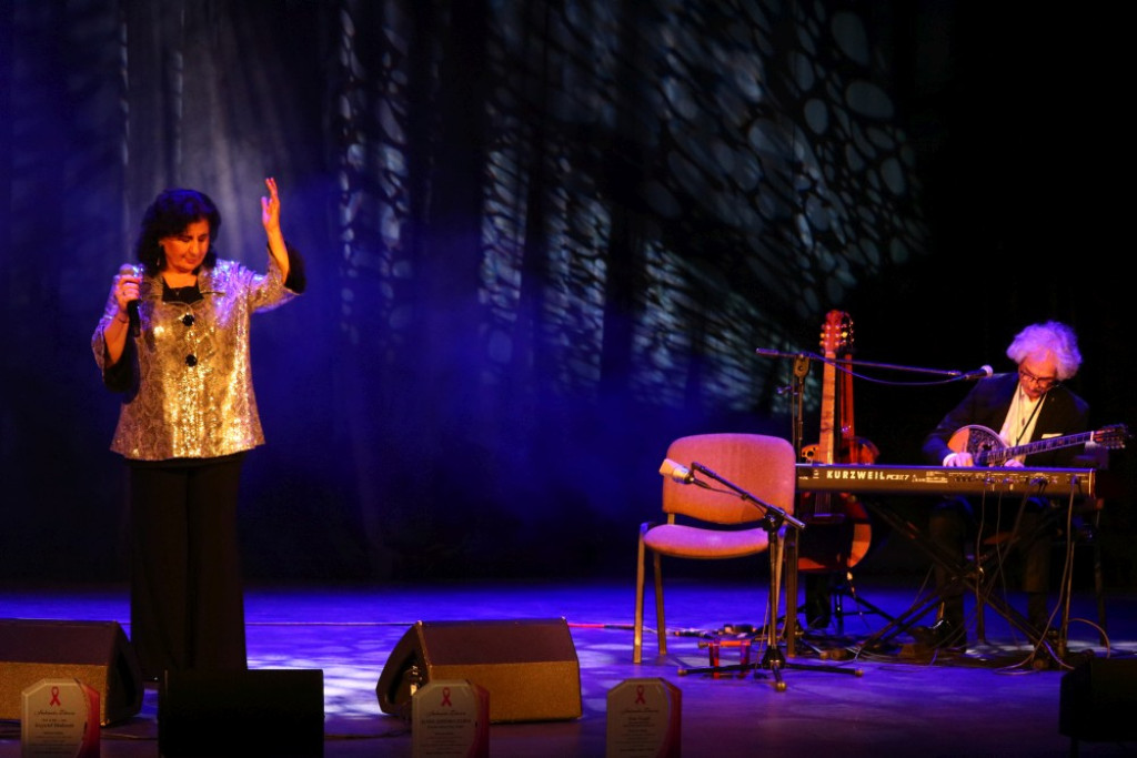 Koncert Eleni, Barbara Dziuk rozdawała statuetki