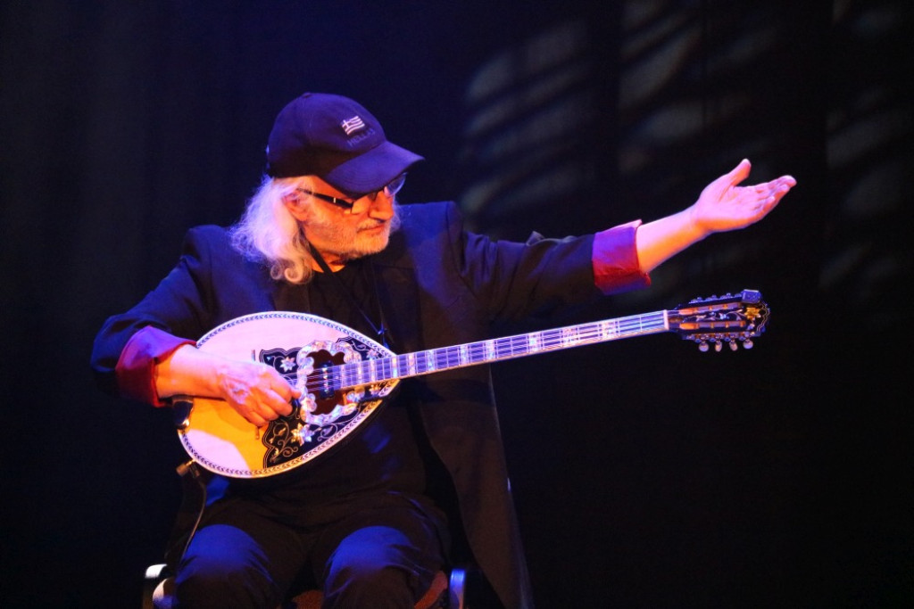 Koncert Eleni, Barbara Dziuk rozdawała statuetki